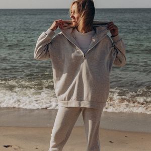 Костюм женский